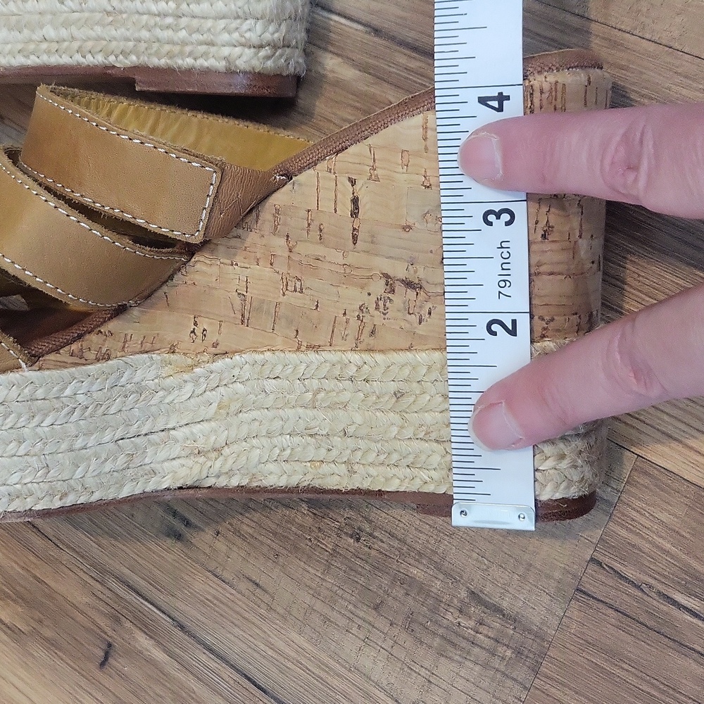 BETTYE MULLER made in Spain Camel Leather Upper Slip-On 4" Platform Sandals - Picture 12 of 13